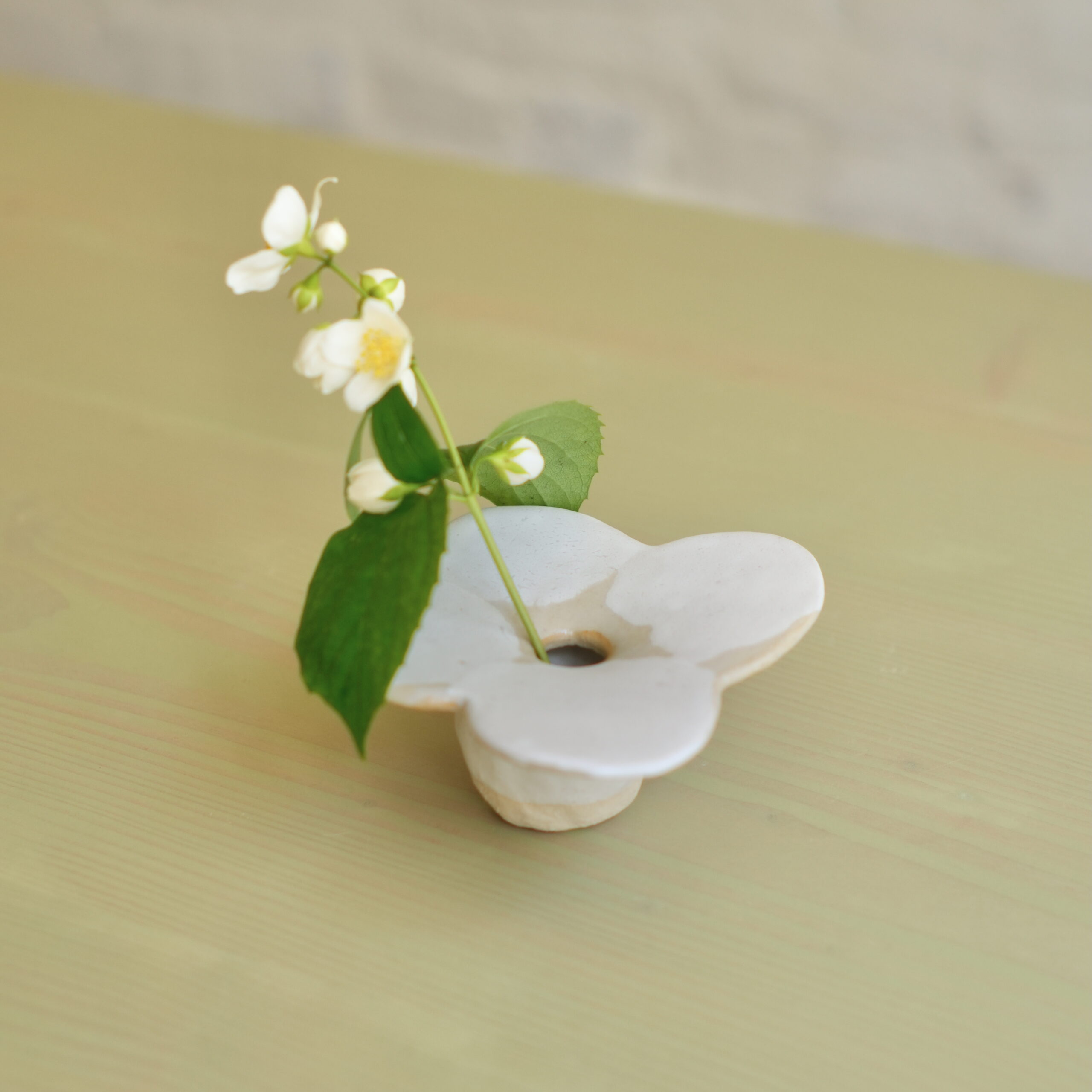 HANA vase #5 | Yukari Hotta | lille - Image 2